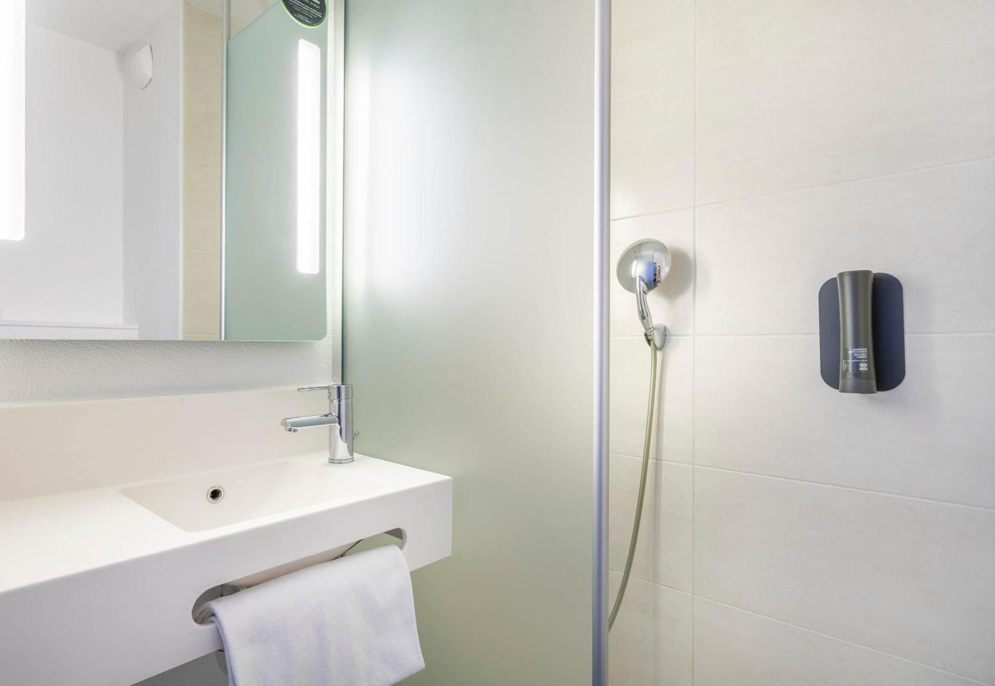 B&B Hotel Marseille Les Ports المظهر الخارجي الصورة